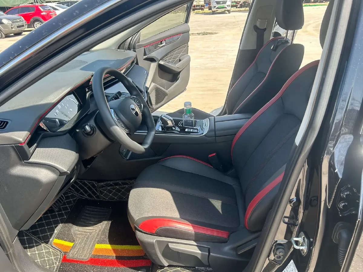 2024 DongFeng Aeolus YiXuan MAX 1.5T 197HP L4 7DCT,autocango,china used car exporter,china ev exporter,chinese used car exporter,chinese used ev exporter