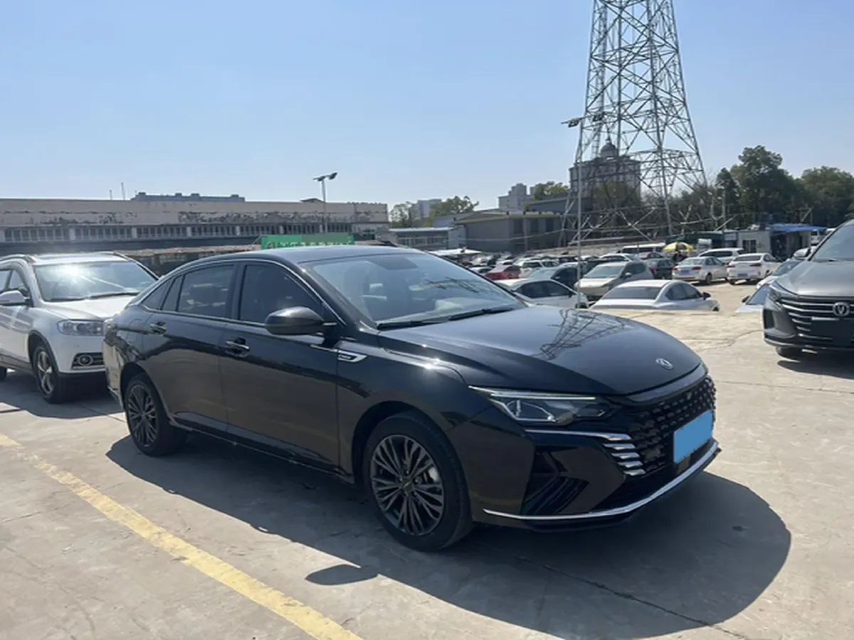 2024 DongFeng Aeolus YiXuan MAX 1.5T 197HP L4 7DCT,autocango,china used car exporter,china ev exporter,chinese used car exporter,chinese used ev exporter