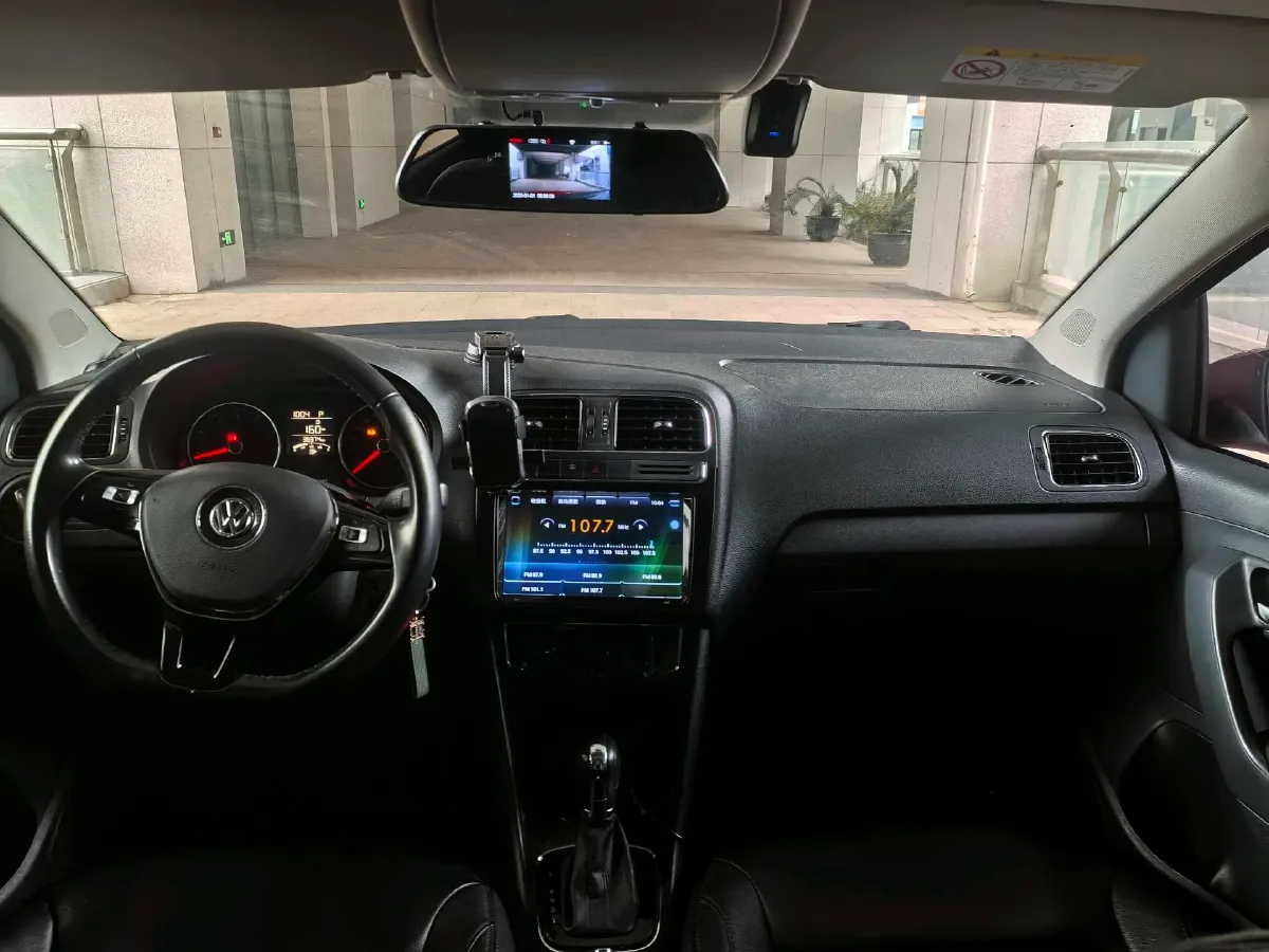 2016 Volkswagen Polo 1.6L 110HP L4 6AT,autocango,china used car exporter,china ev exporter,chinese used car exporter,chinese used ev exporter