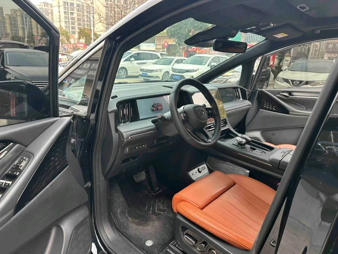 2025 GAC Trumpchi M8 2.0T 190HP L4 2DHT Hybrid,autocango,china used car exporter,china ev exporter,chinese used car exporter,chinese used ev exporter