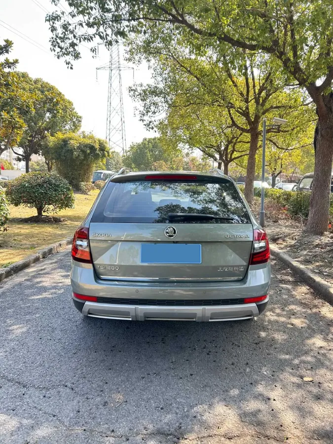 2018 Skoda Octavia 1.4T 150HP L4 7DCT,autocango,china used car exporter,china ev exporter,chinese used car exporter,chinese used ev exporter