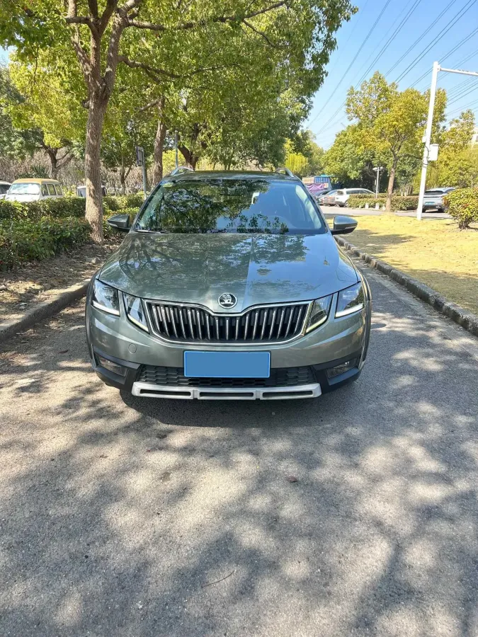 2018 Skoda Octavia 1.4T 150HP L4 7DCT,autocango,china used car exporter,china ev exporter,chinese used car exporter,chinese used ev exporter