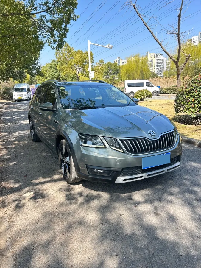 2018 Skoda Octavia 1.4T 150HP L4 7DCT,autocango,china used car exporter,china ev exporter,chinese used car exporter,chinese used ev exporter