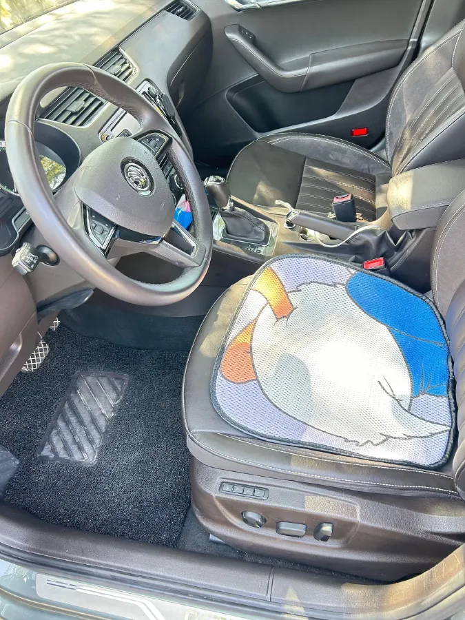 2018 Skoda Octavia 1.4T 150HP L4 7DCT,autocango,china used car exporter,china ev exporter,chinese used car exporter,chinese used ev exporter