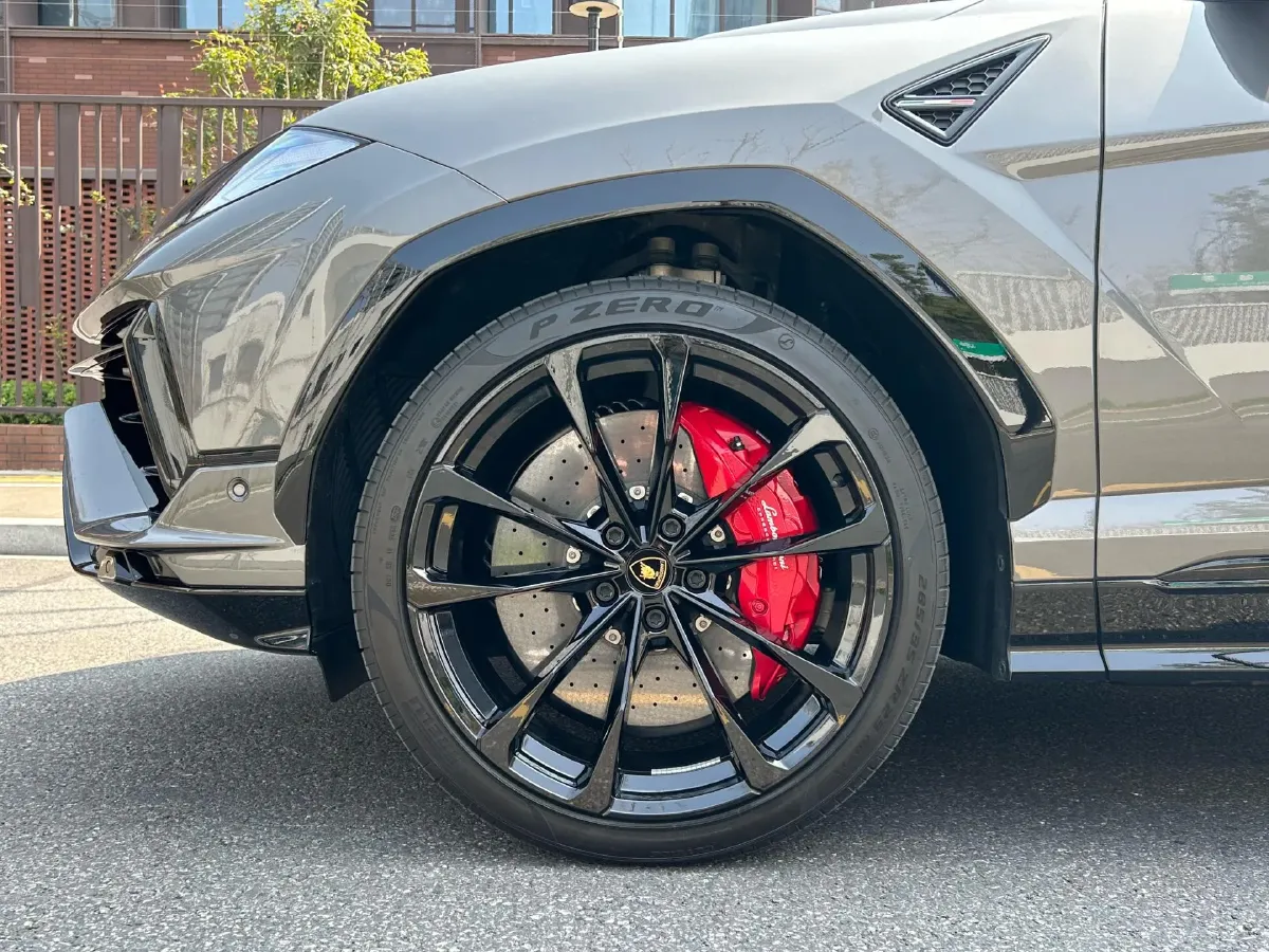 2023 Lamborghini Urus 4.0T 641HP V8 8AT,autocango,china used car exporter,china ev exporter,chinese used car exporter,chinese used ev exporter