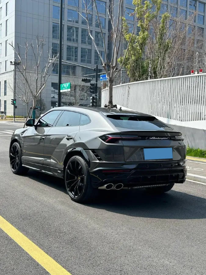 2023 Lamborghini Urus 4.0T 641HP V8 8AT,autocango,china used car exporter,china ev exporter,chinese used car exporter,chinese used ev exporter