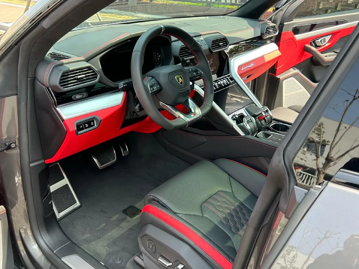 2023 Lamborghini Urus 4.0T 641HP V8 8AT,autocango,china used car exporter,china ev exporter,chinese used car exporter,chinese used ev exporter