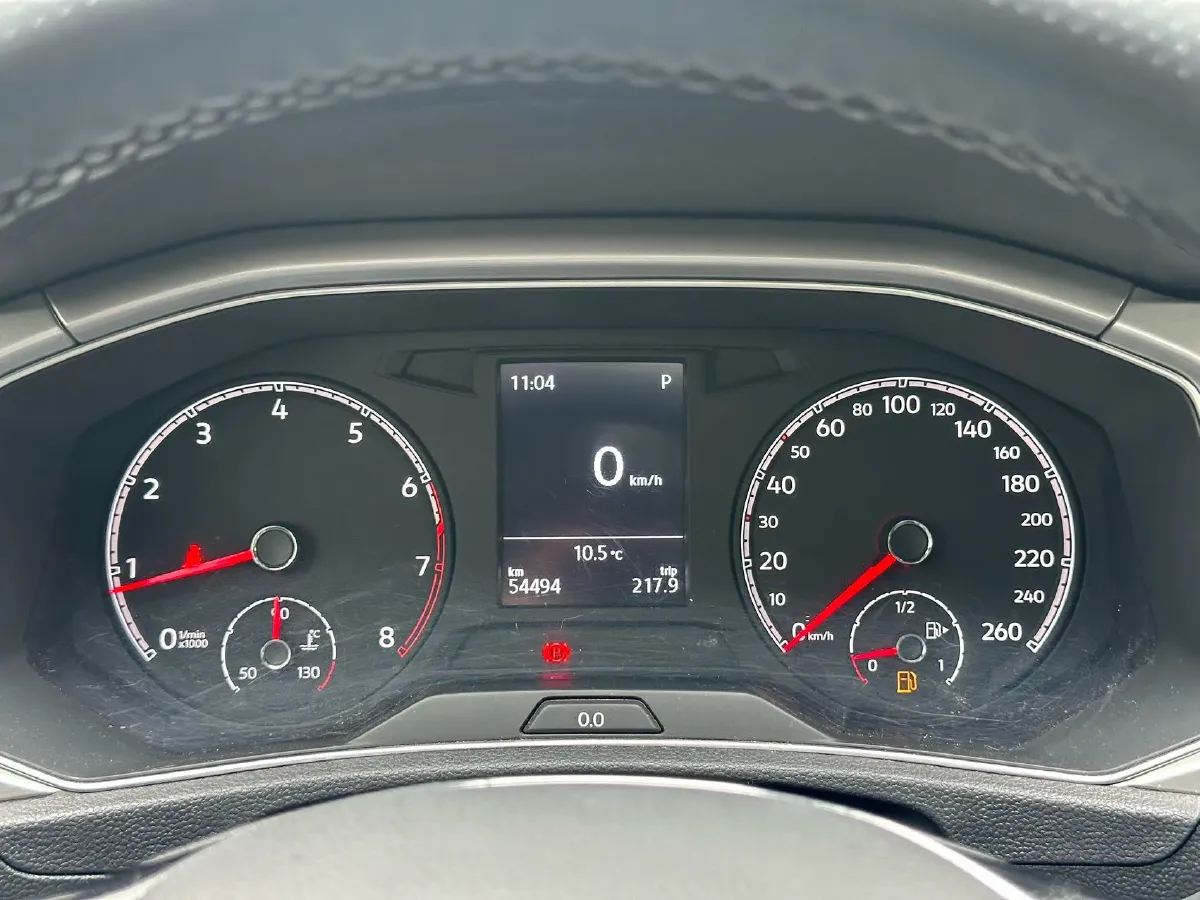 2021 Volkswagen T-Roc 1.4T 150HP L4 7DCT,autocango,china used car exporter,china ev exporter,chinese used car exporter,chinese used ev exporter