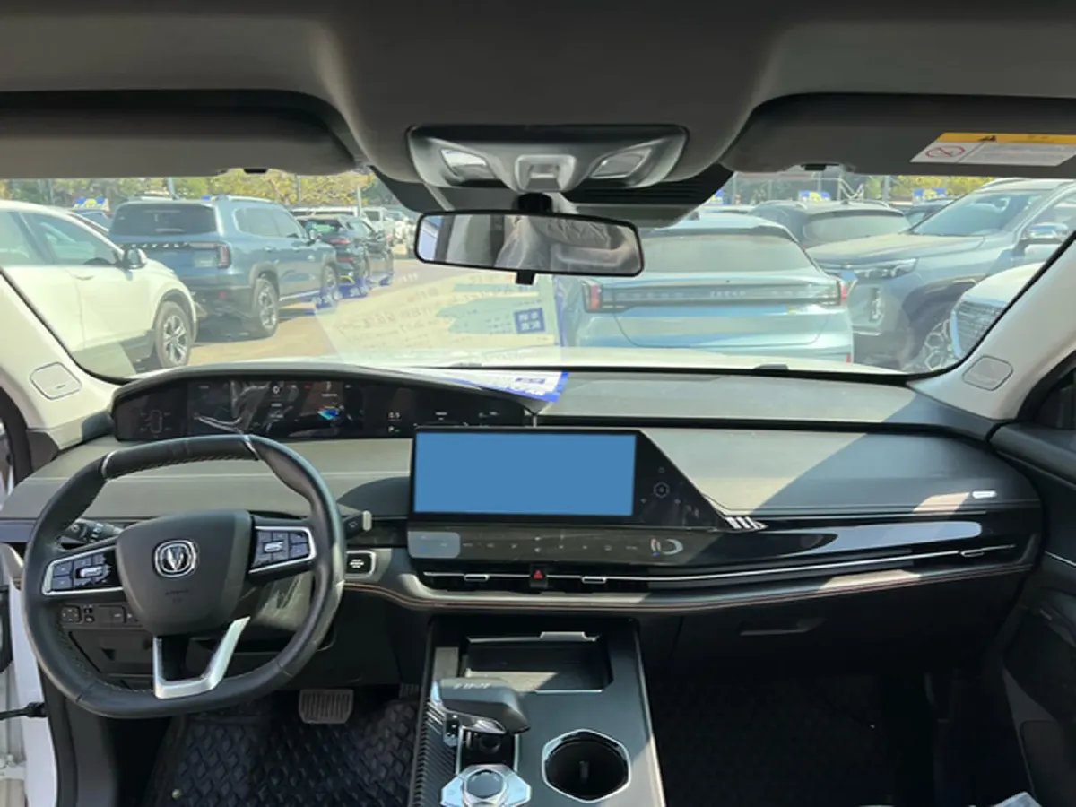 2023 ChangAn UNI-K 2.0T 233HP L4 8AT,autocango,china used car exporter,china ev exporter,chinese used car exporter,chinese used ev exporter