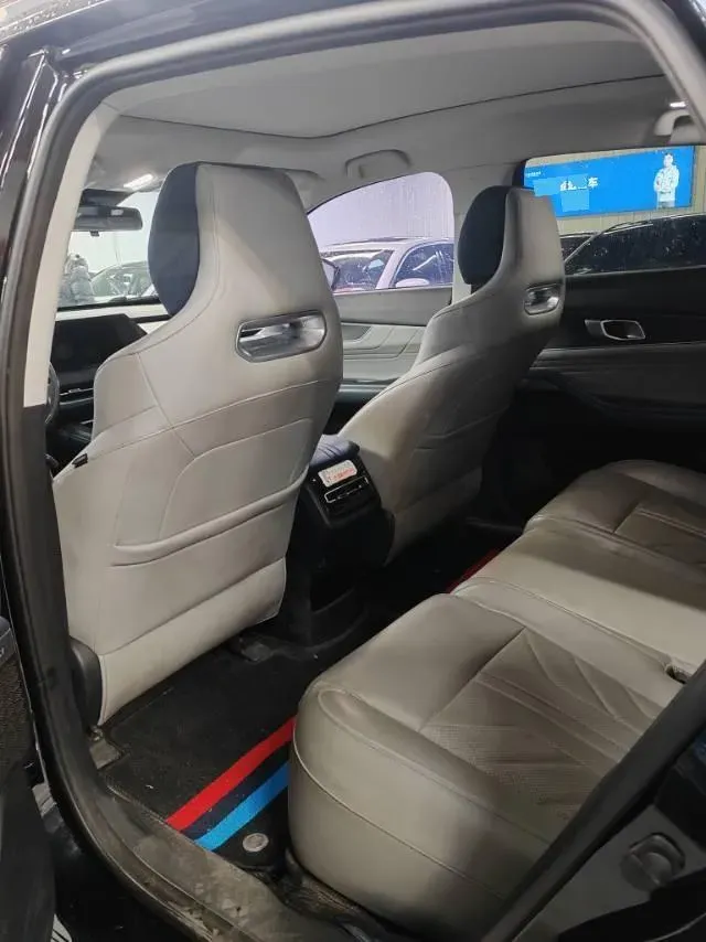 2023 ChangAn UNI-K iDD 1.5T 170HP L4 6TCT PHEV 28.39KWH,autocango,china used car exporter,china ev exporter,chinese used car exporter,chinese used ev exporter