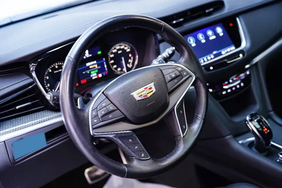 2022 Cadillac XT5 2.0T 237HP L4 9AT,autocango,china used car exporter,china ev exporter,chinese used car exporter,chinese used ev exporter