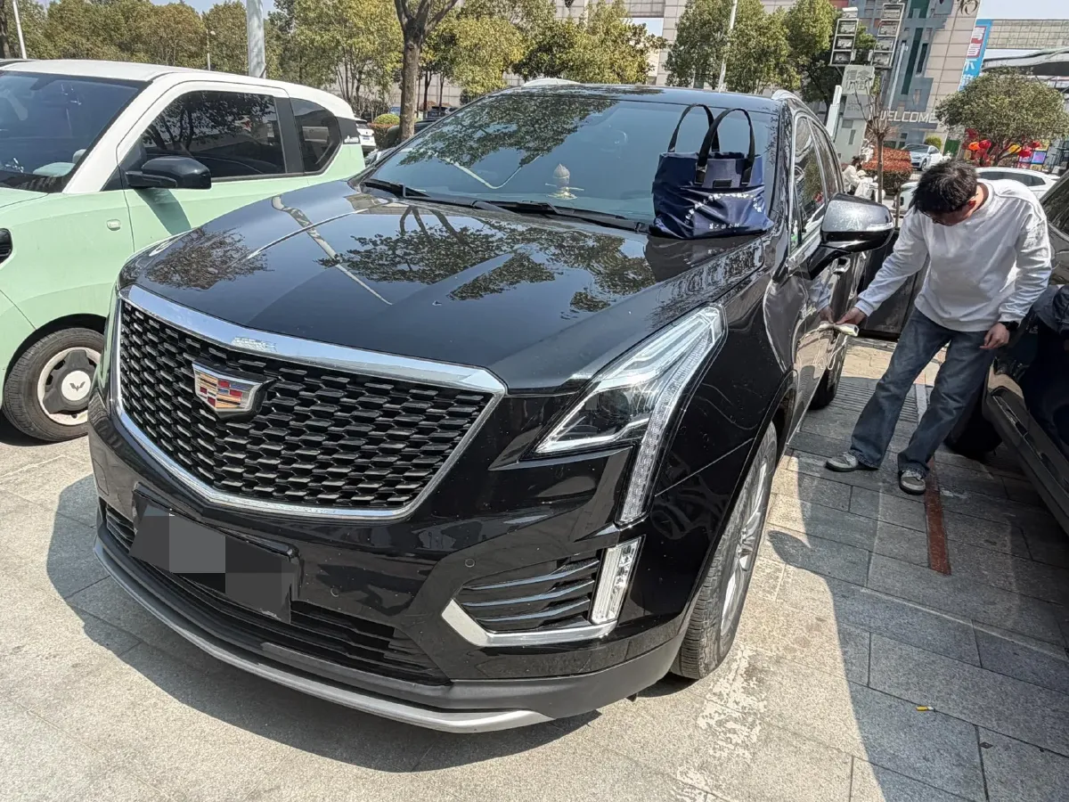 2021 Cadillac XT5 2.0T 237HP L4 9AT,autocango,china used car exporter,china ev exporter,chinese used car exporter,chinese used ev exporter