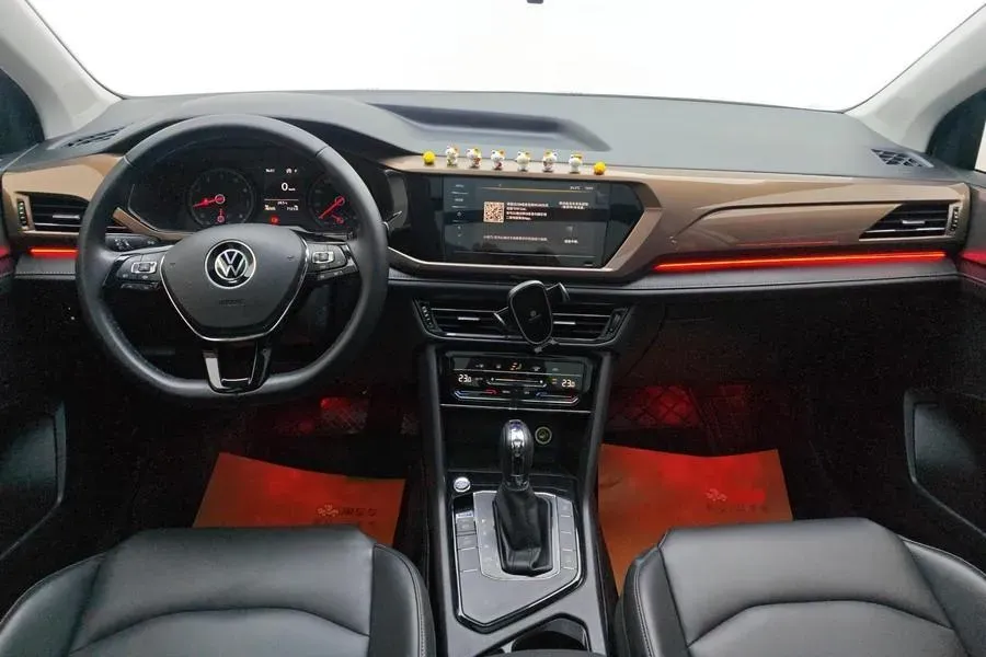 2021 Volkswagen Tharu 1.4T 150HP L4 7DCT,autocango,china used car exporter,china ev exporter,chinese used car exporter,chinese used ev exporter