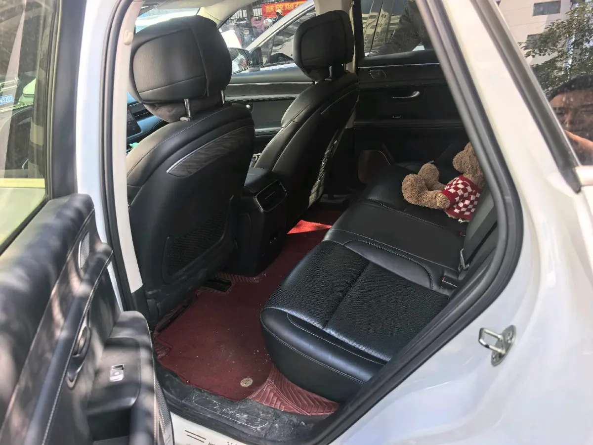 2022 AITO AITO M5 Range Extended 125HP REEV 40KWH,autocango,china used car exporter,china ev exporter,chinese used car exporter,chinese used ev exporter