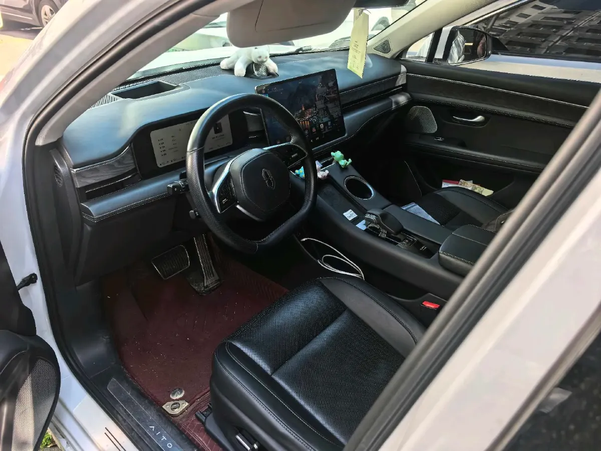 2022 AITO AITO M5 Range Extended 125HP REEV 40KWH,autocango,china used car exporter,china ev exporter,chinese used car exporter,chinese used ev exporter