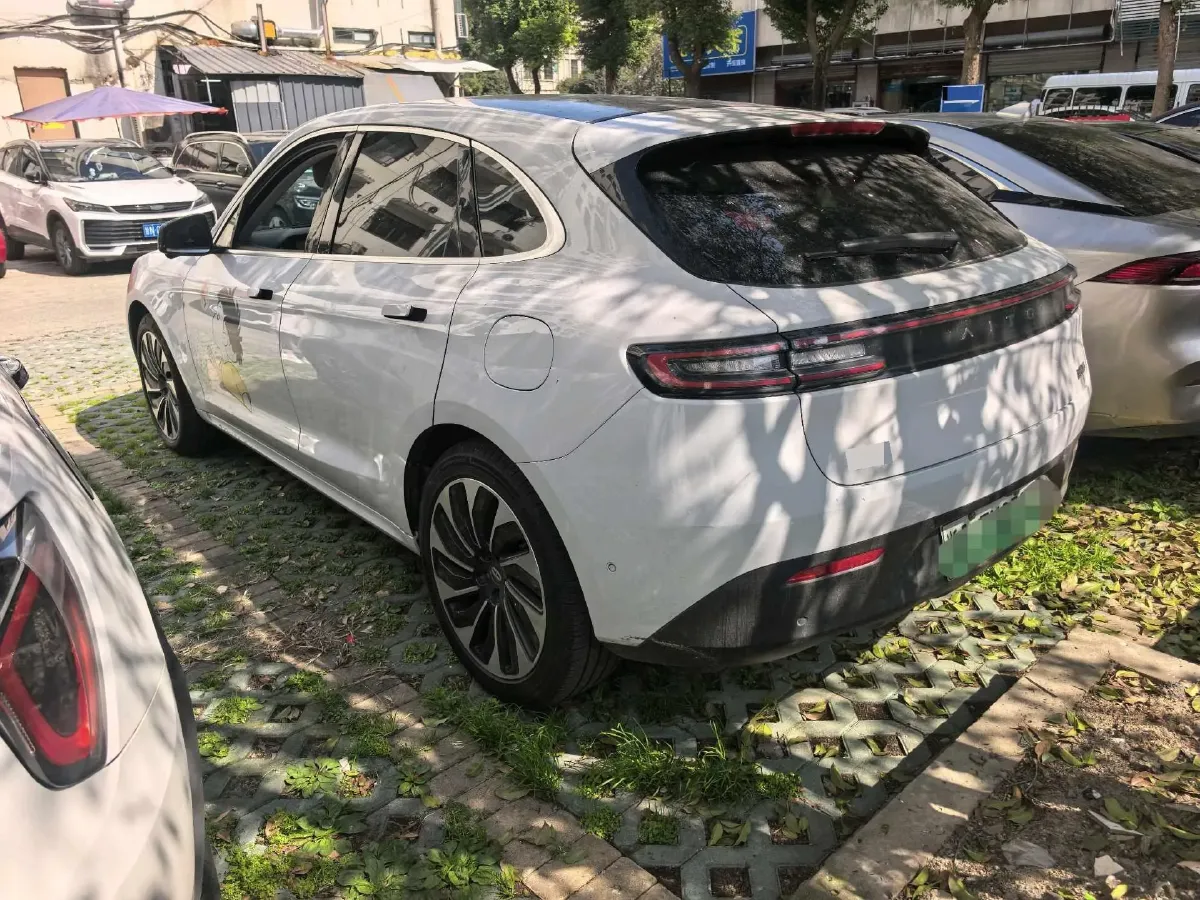 2022 AITO AITO M5 Range Extended 125HP REEV 40KWH,autocango,china used car exporter,china ev exporter,chinese used car exporter,chinese used ev exporter