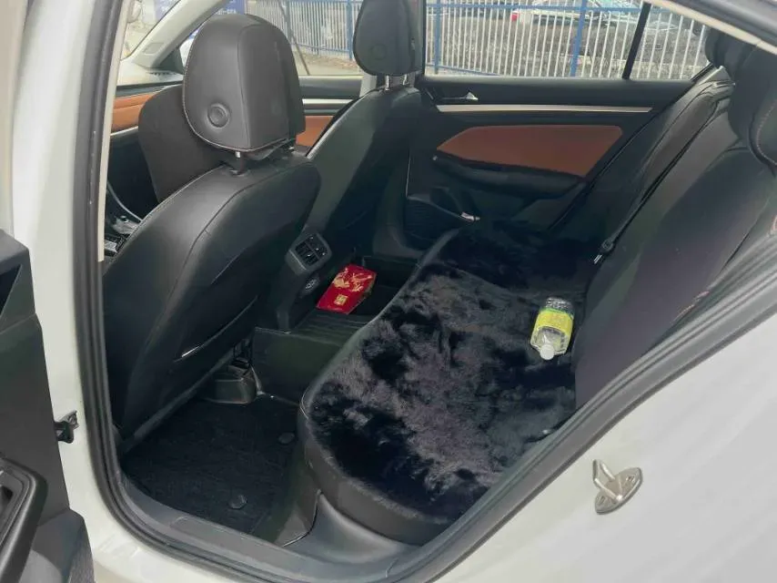 2023 Volkswagen Bora 1.2T 116HP L4 7DCT,autocango,china used car exporter,china ev exporter,chinese used car exporter,chinese used ev exporter