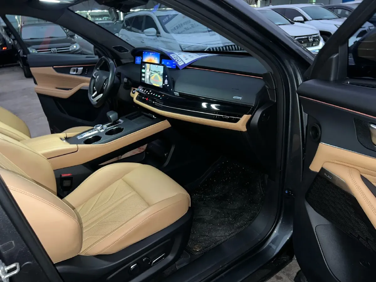 2023 ChangAn UNI-K 2.0T 233HP L4 8AT,autocango,china used car exporter,china ev exporter,chinese used car exporter,chinese used ev exporter