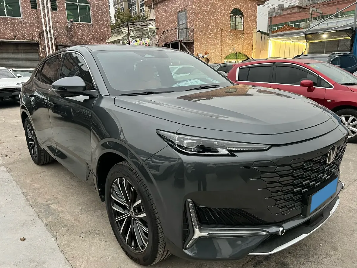 2023 ChangAn UNI-K 2.0T 233HP L4 8AT,autocango,china used car exporter,china ev exporter,chinese used car exporter,chinese used ev exporter