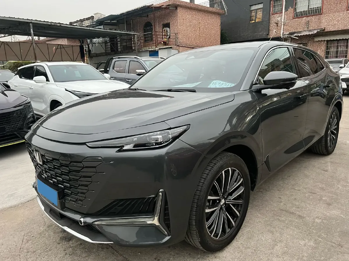 2023 ChangAn UNI-K 2.0T 233HP L4 8AT,autocango,china used car exporter,china ev exporter,chinese used car exporter,chinese used ev exporter