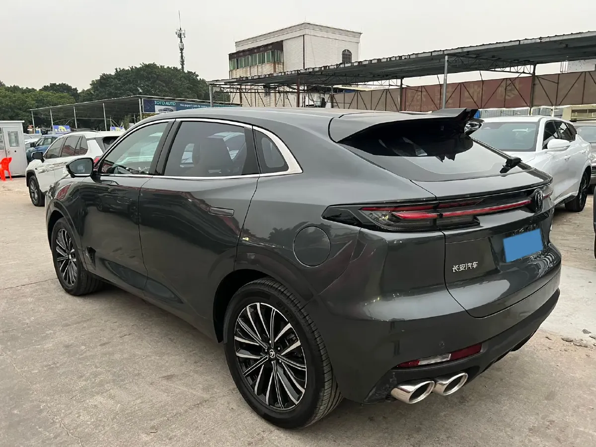 2023 ChangAn UNI-K 2.0T 233HP L4 8AT,autocango,china used car exporter,china ev exporter,chinese used car exporter,chinese used ev exporter