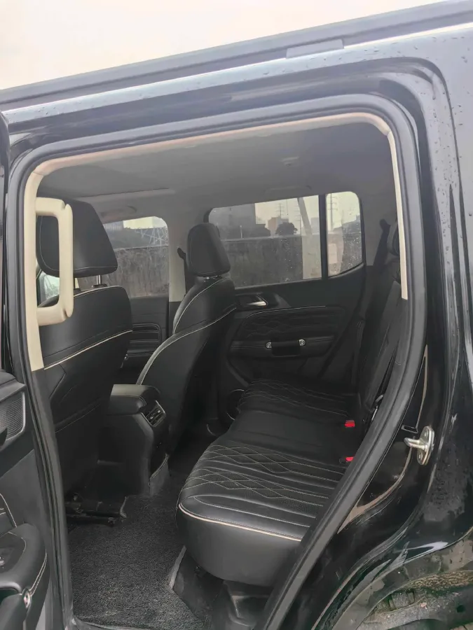 2023 Tank 300 2.0T 227HP L4 8AT,autocango,china used car exporter,china ev exporter,chinese used car exporter,chinese used ev exporter