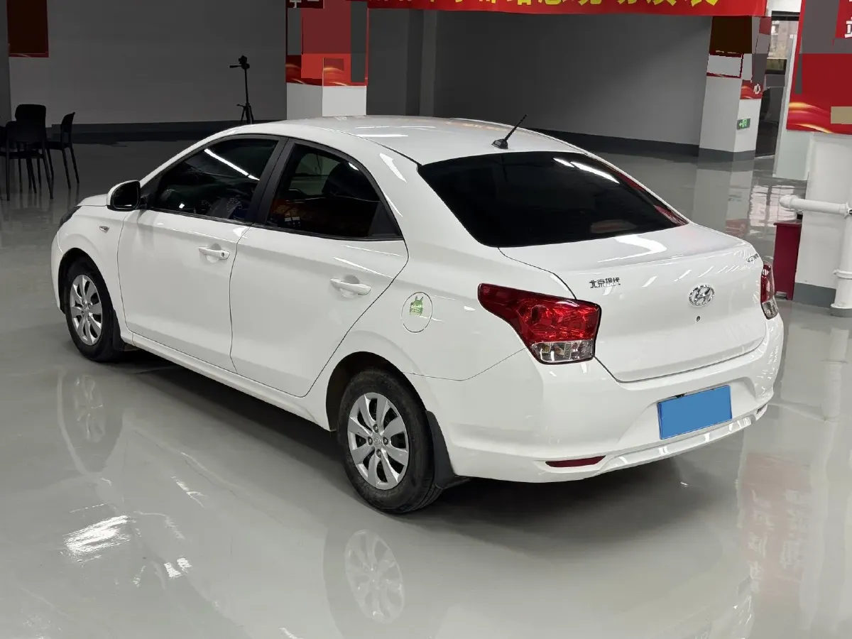 2017 Hyundai Reina 1.4L 95HP L4 5MT,autocango,china used car exporter,china ev exporter,chinese used car exporter,chinese used ev exporter