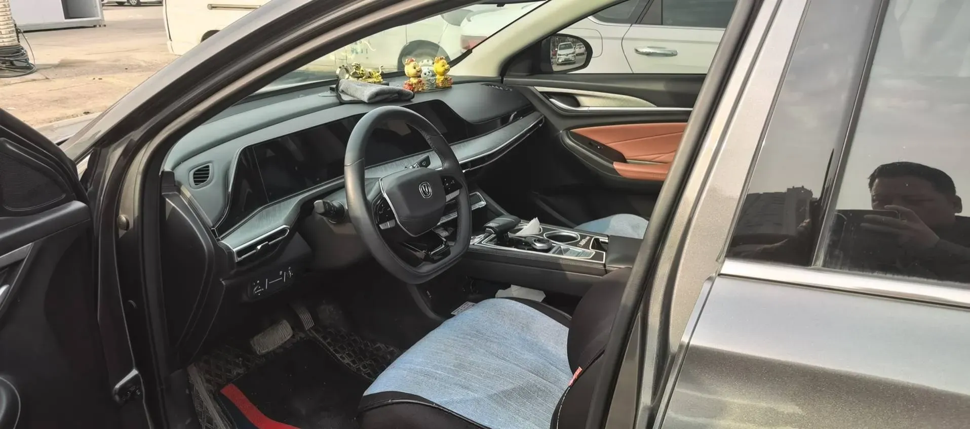 2021 ChangAn Eado 1.4T 160HP L4 7DCT,autocango,china used car exporter,china ev exporter,chinese used car exporter,chinese used ev exporter