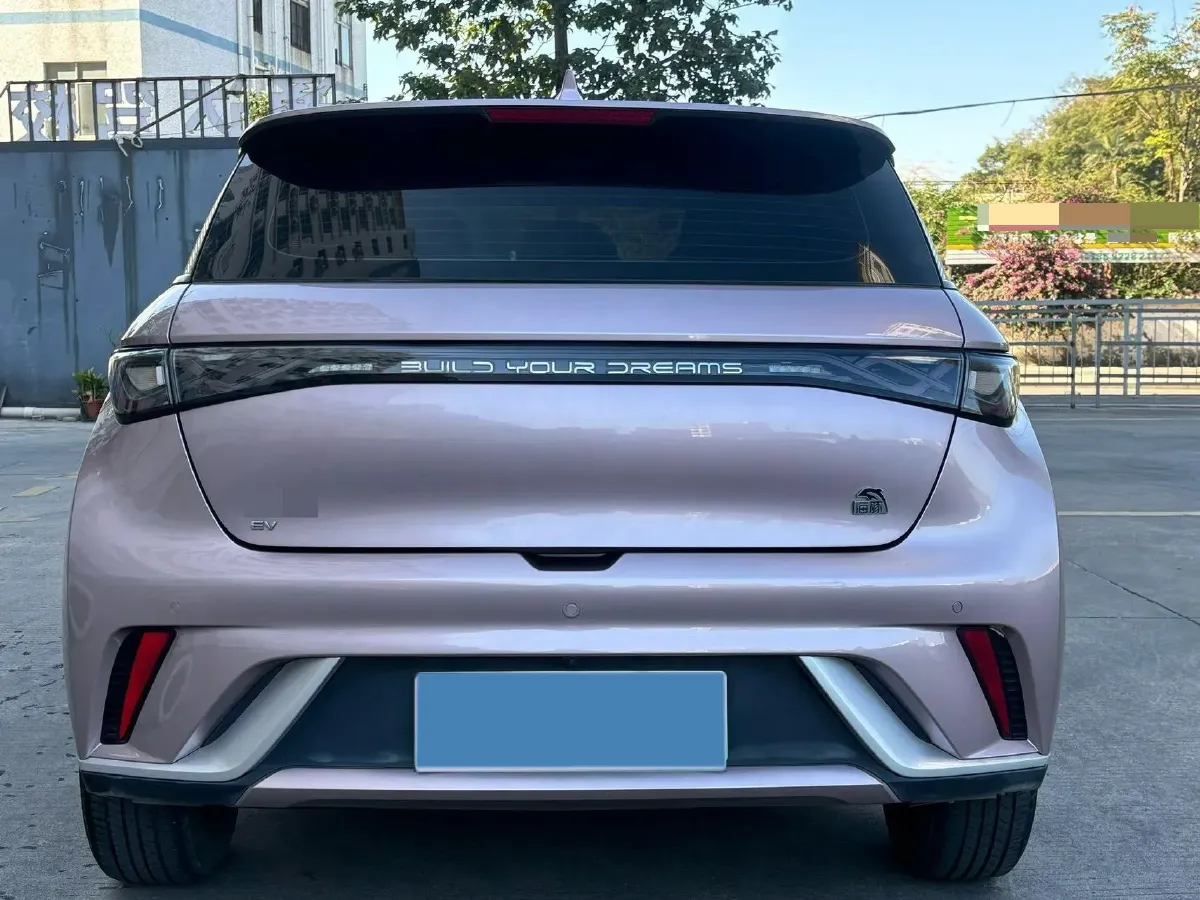 2021 Ford Escort 1.5L 122HP L3 6AT,autocango,china used car exporter,china ev exporter,chinese used car exporter,chinese used ev exporter