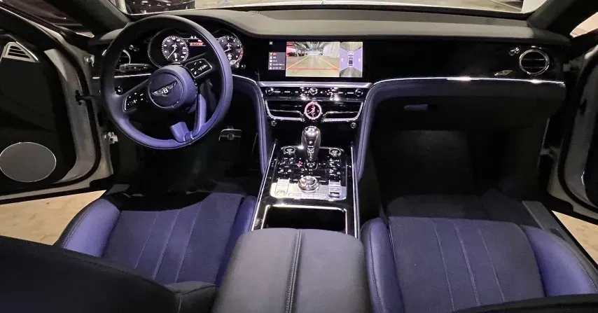 2023 Bentley Flying Spur 4.0T 550HP V8 8DCT,autocango,china used car exporter,china ev exporter,chinese used car exporter,chinese used ev exporter