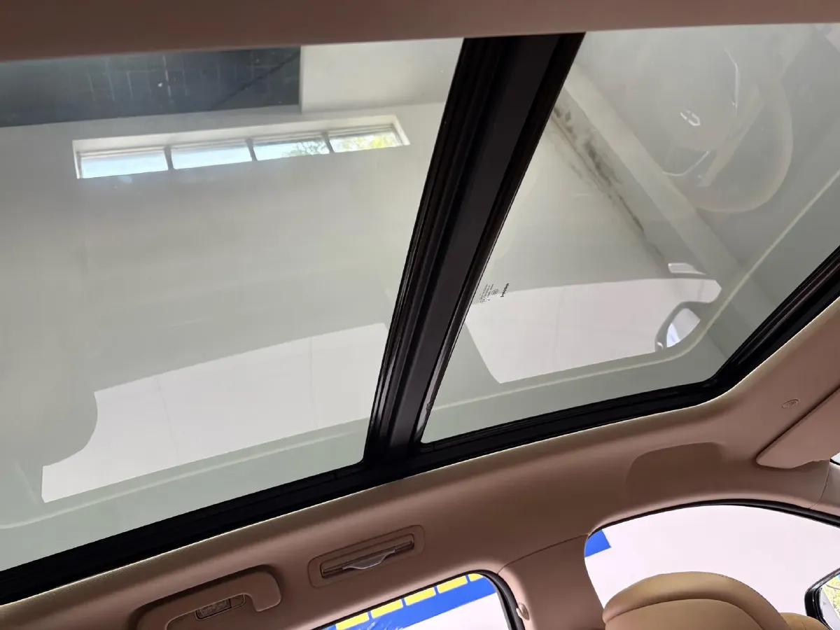 2024 AITO AITO M7 1.5T 152HP L4 REEV 38.5KWH,autocango,china used car exporter,china ev exporter,chinese used car exporter,chinese used ev exporter