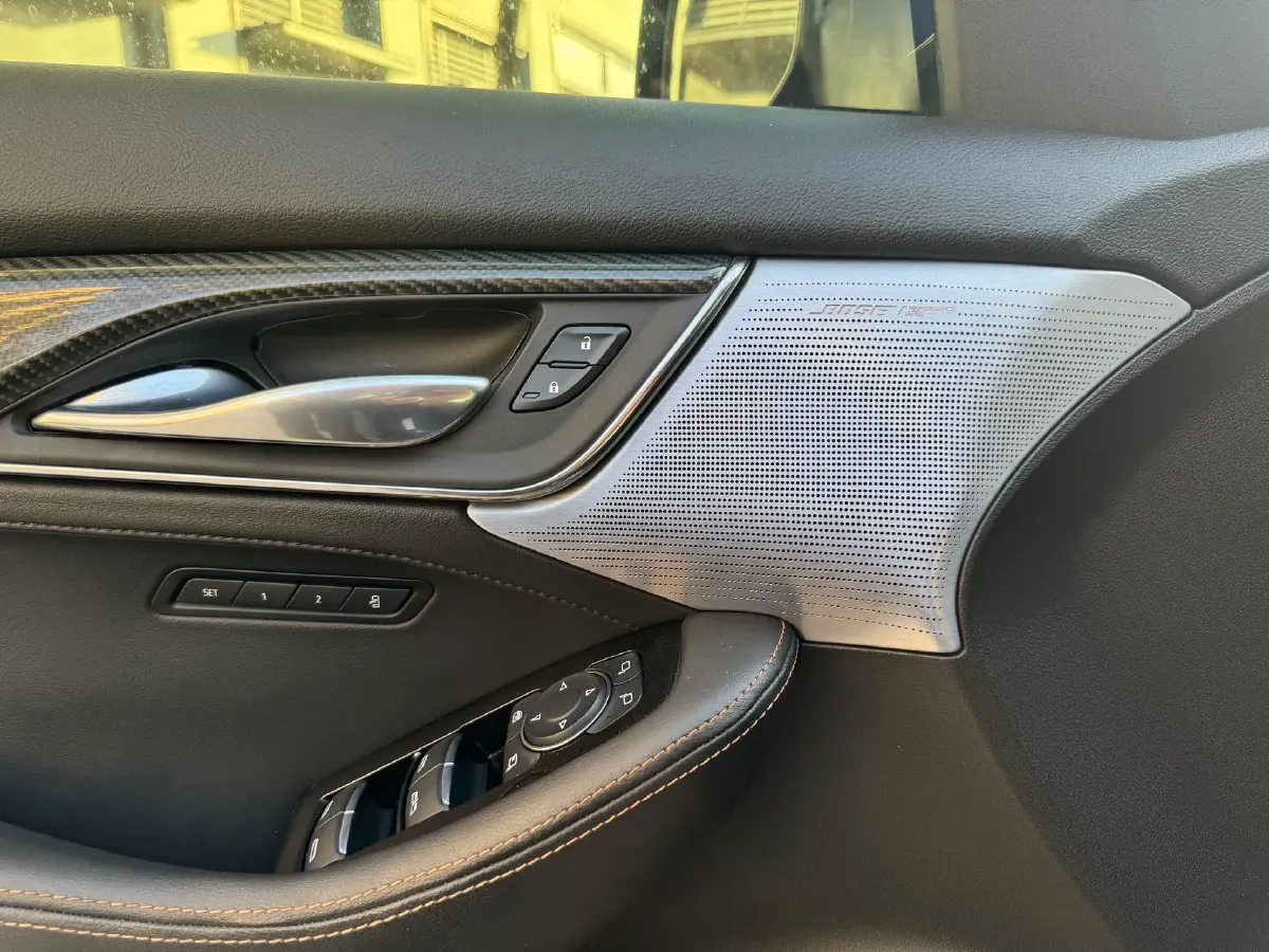 2021 Cadillac CT5 2.0T 237HP L4 10AT,autocango,china used car exporter,china ev exporter,chinese used car exporter,chinese used ev exporter