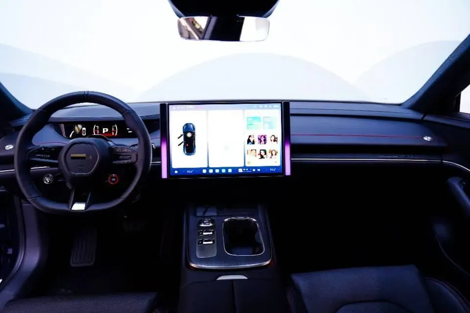 2024 MI SU7 BEV 73.6KWH,autocango,china used car exporter,china ev exporter,chinese used car exporter,chinese used ev exporter