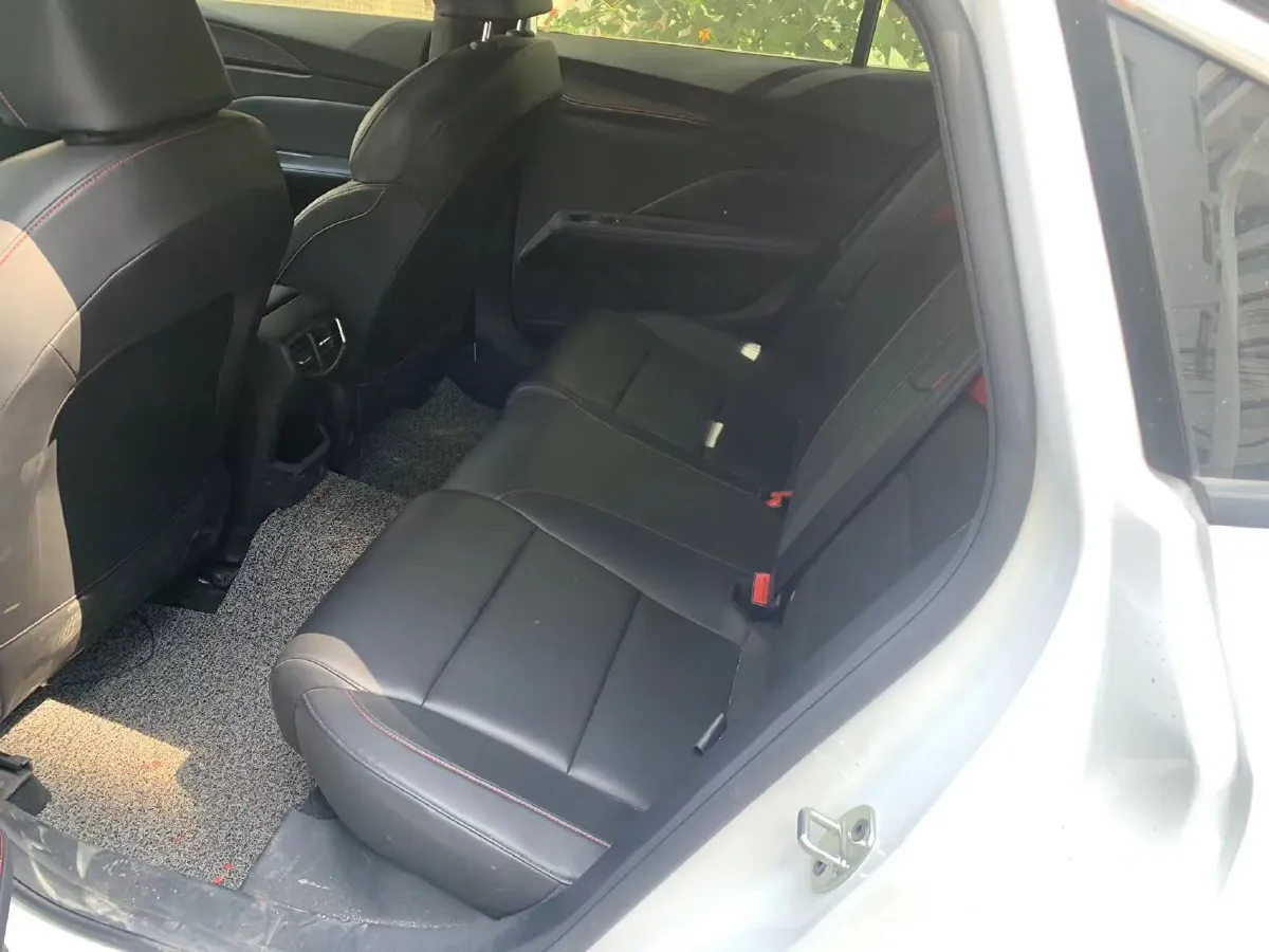 2025 MG 5 1.5T 181HP L4 7DCT,autocango,china used car exporter,china ev exporter,chinese used car exporter,chinese used ev exporter