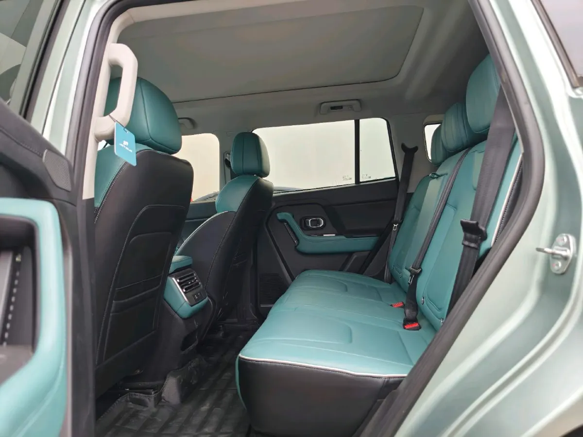 2025 Jetour Traveller 2.0T 254HP L4 7DCT,autocango,china used car exporter,china ev exporter,chinese used car exporter,chinese used ev exporter