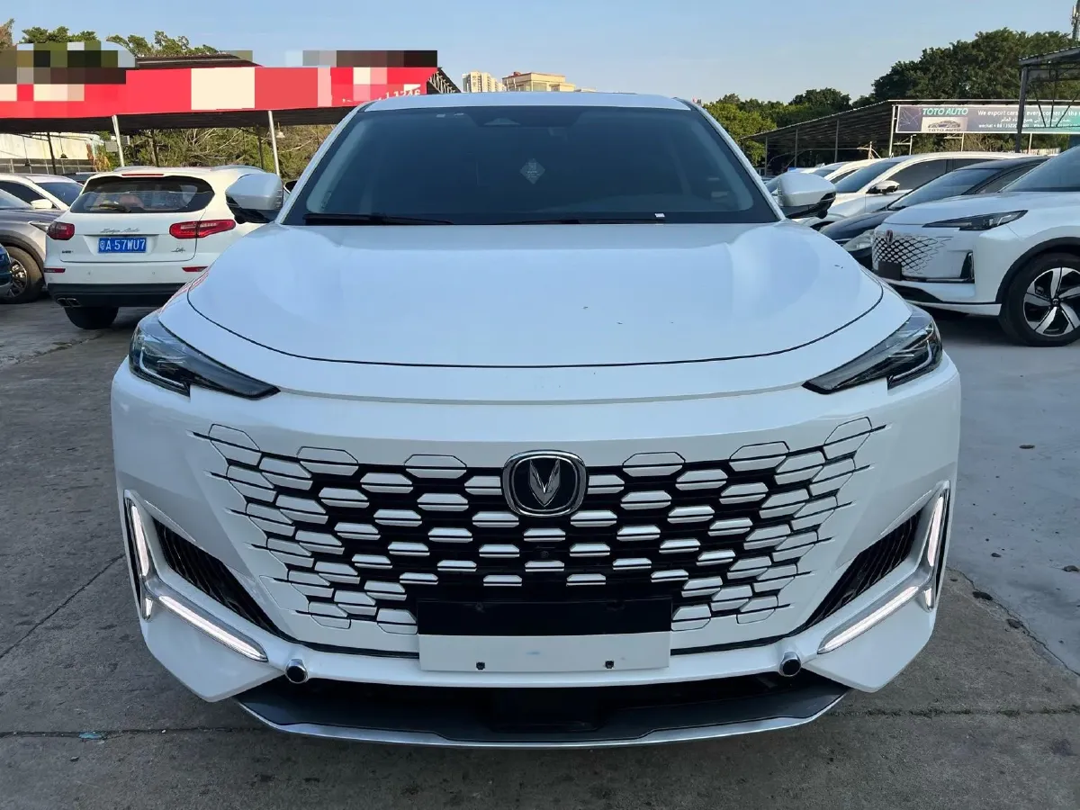 2021 ChangAn UNI-K 2.0T 233HP L4 8AT,autocango,china used car exporter,china ev exporter,chinese used car exporter,chinese used ev exporter