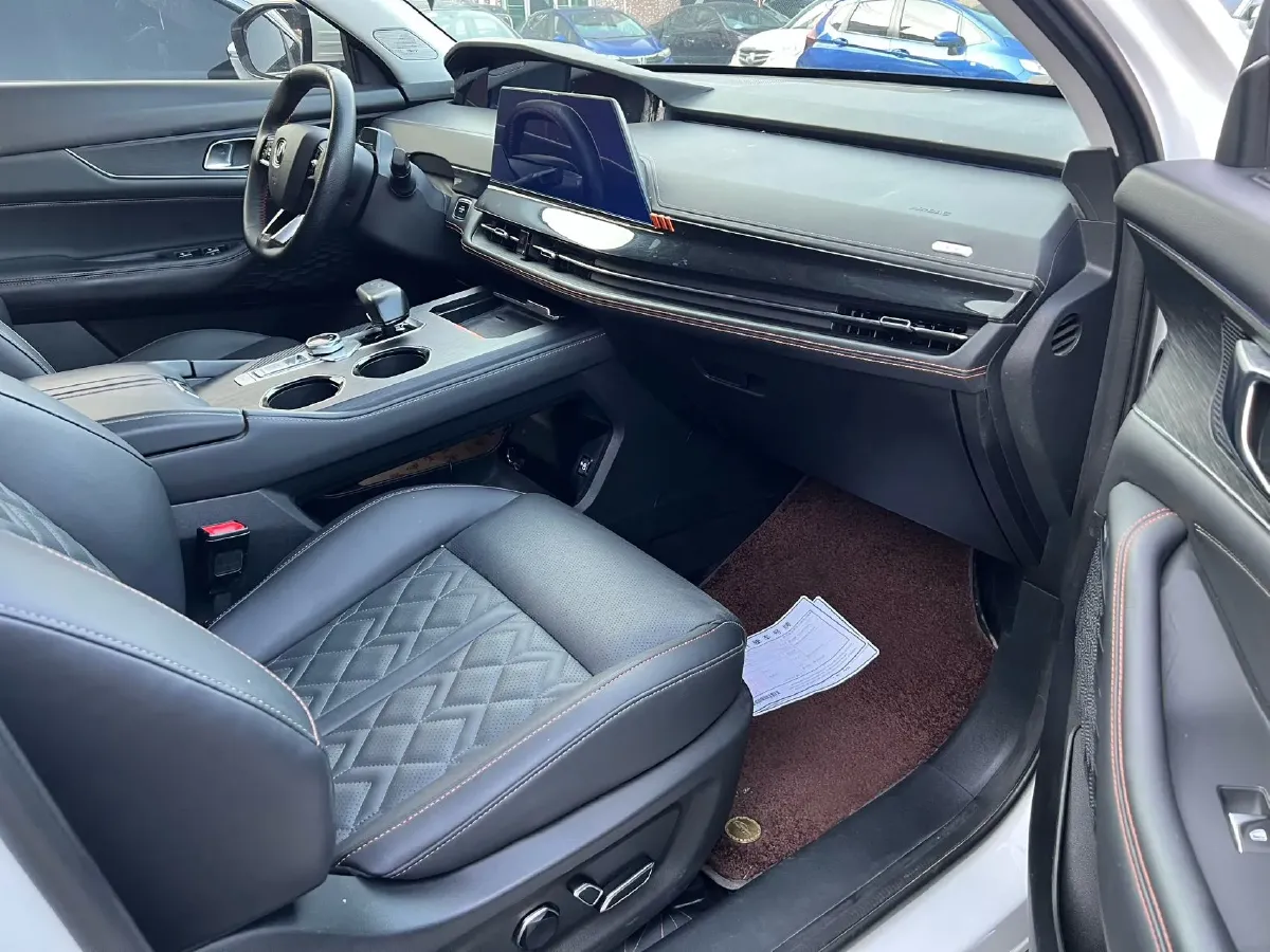 2021 ChangAn UNI-K 2.0T 233HP L4 8AT,autocango,china used car exporter,china ev exporter,chinese used car exporter,chinese used ev exporter