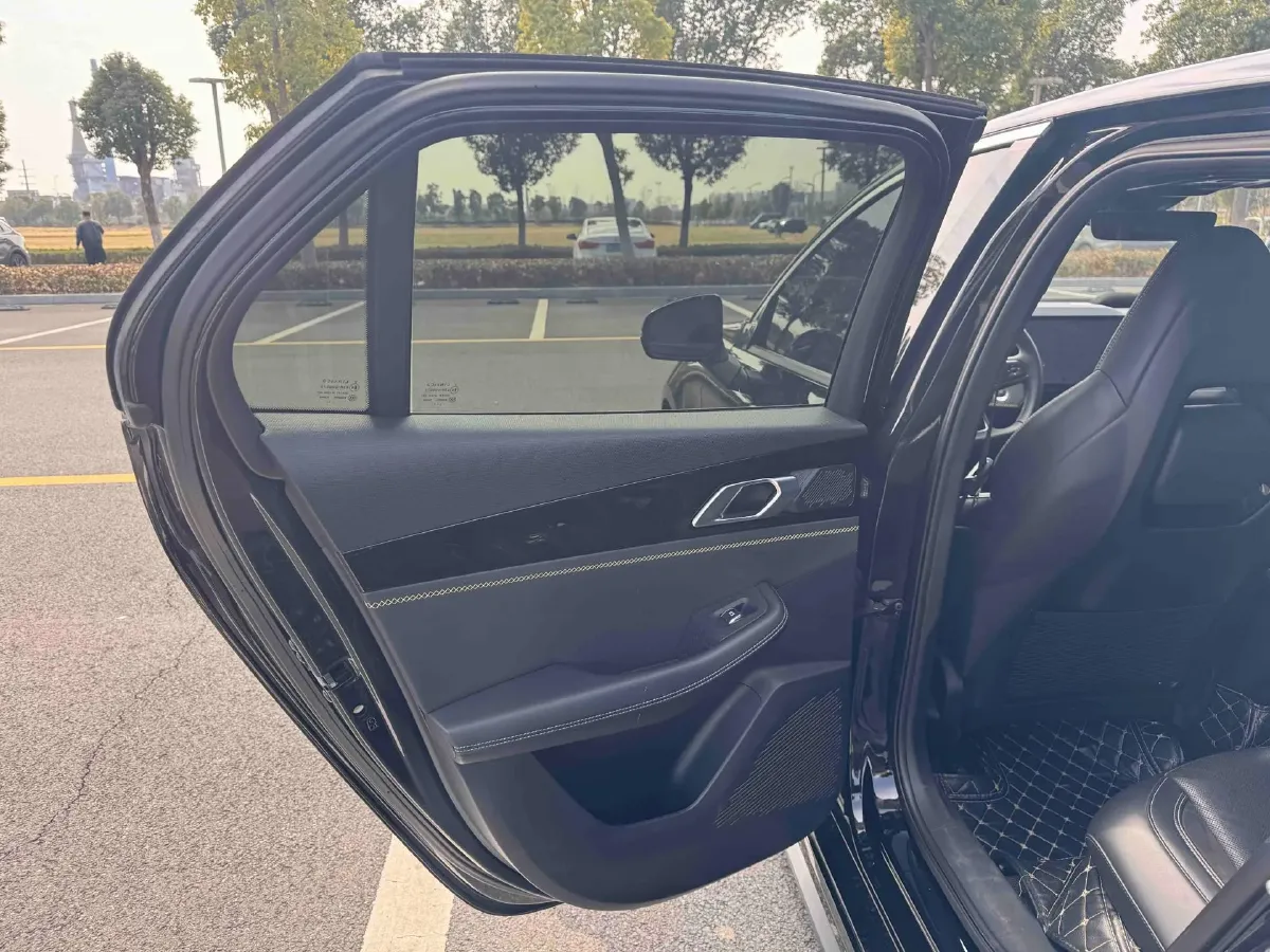 2023 LYNK&CO 01 2.0T 254HP L4 8AT,autocango,china used car exporter,china ev exporter,chinese used car exporter,chinese used ev exporter