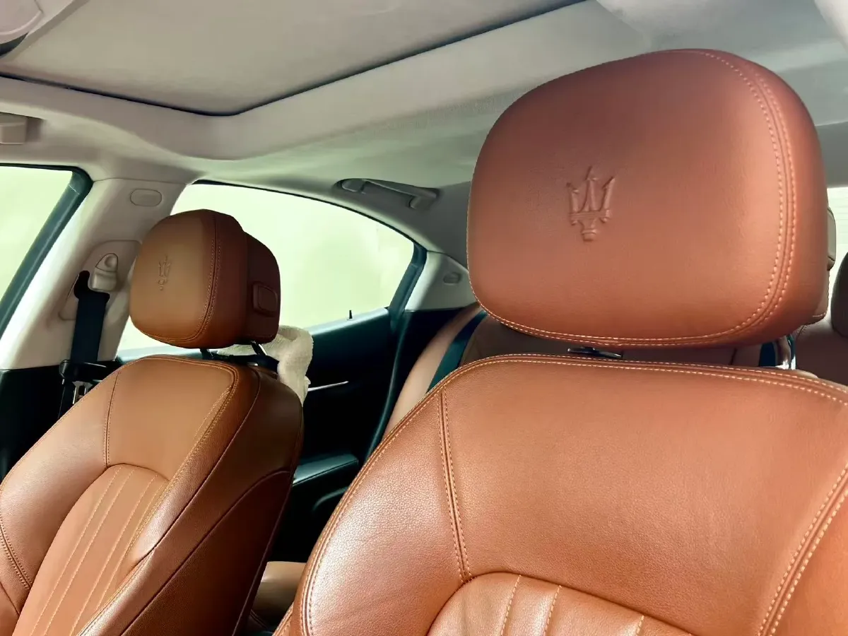 2018 Maserati Ghibli 3.0T 350HP V6 8AT,autocango,china used car exporter,china ev exporter,chinese used car exporter,chinese used ev exporter