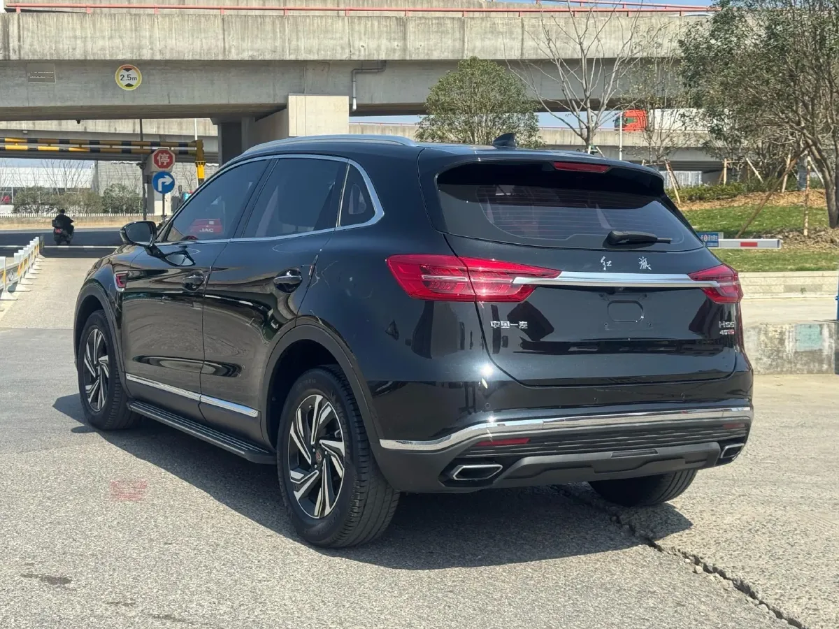 2022 HongQi HS5 2.0T 224HP L4 6AT,autocango,china used car exporter,china ev exporter,chinese used car exporter,chinese used ev exporter