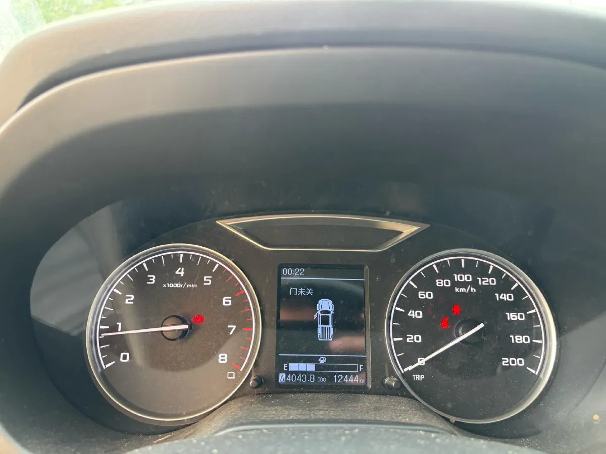 2021 Dongfeng RuiQi 6 2.4L 158HP L4 5MT,autocango,china used car exporter,china ev exporter,chinese used car exporter,chinese used ev exporter