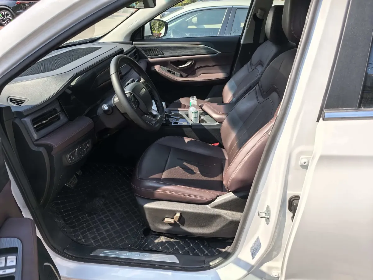 2024 Jetour X90 PRO 1.6T 197HP L4 7DCT,autocango,china used car exporter,china ev exporter,chinese used car exporter,chinese used ev exporter