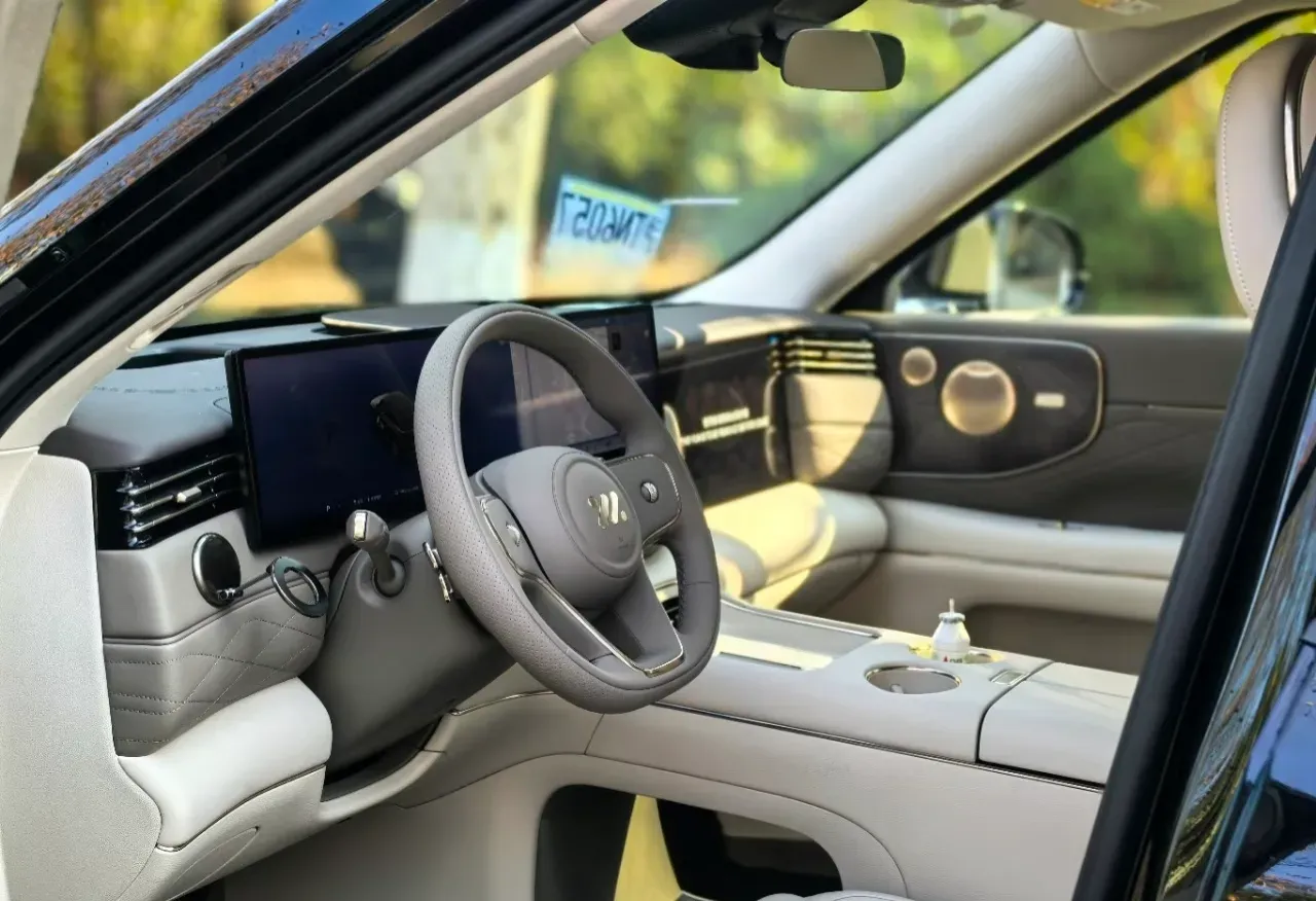 2026 IM LS9 REEV 155HP REEV,autocango,china used car exporter,china ev exporter,chinese used car exporter,chinese used ev exporter