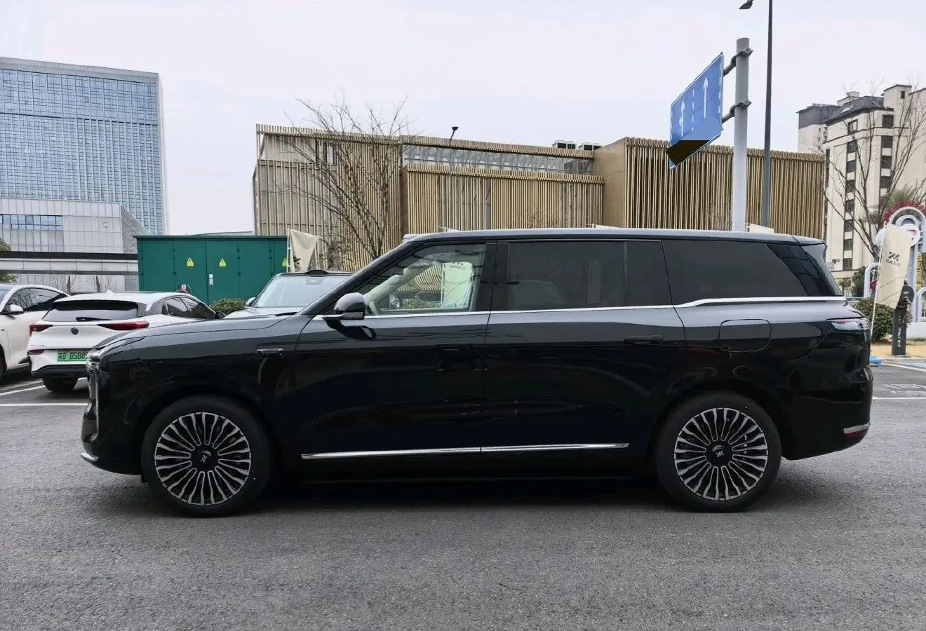 2026 IM LS9 REEV 155HP REEV,autocango,china used car exporter,china ev exporter,chinese used car exporter,chinese used ev exporter