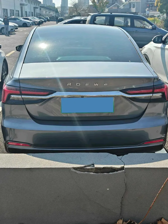 2022 Roewe RX5 eMAX 1.5T 169HP L4 AMT PHEV 16.6KWH,autocango,china used car exporter,china ev exporter,chinese used car exporter,chinese used ev exporter