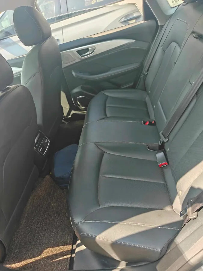 2022 Roewe RX5 eMAX 1.5T 169HP L4 AMT PHEV 16.6KWH,autocango,china used car exporter,china ev exporter,chinese used car exporter,chinese used ev exporter