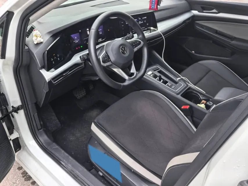 2023 Volkswagen Golf 1.4T 150HP L4 7DCT,autocango,china used car exporter,china ev exporter,chinese used car exporter,chinese used ev exporter
