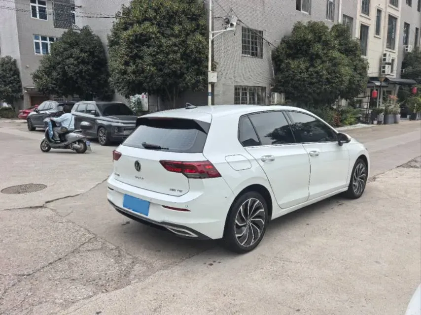 2023 Volkswagen Golf 1.4T 150HP L4 7DCT,autocango,china used car exporter,china ev exporter,chinese used car exporter,chinese used ev exporter