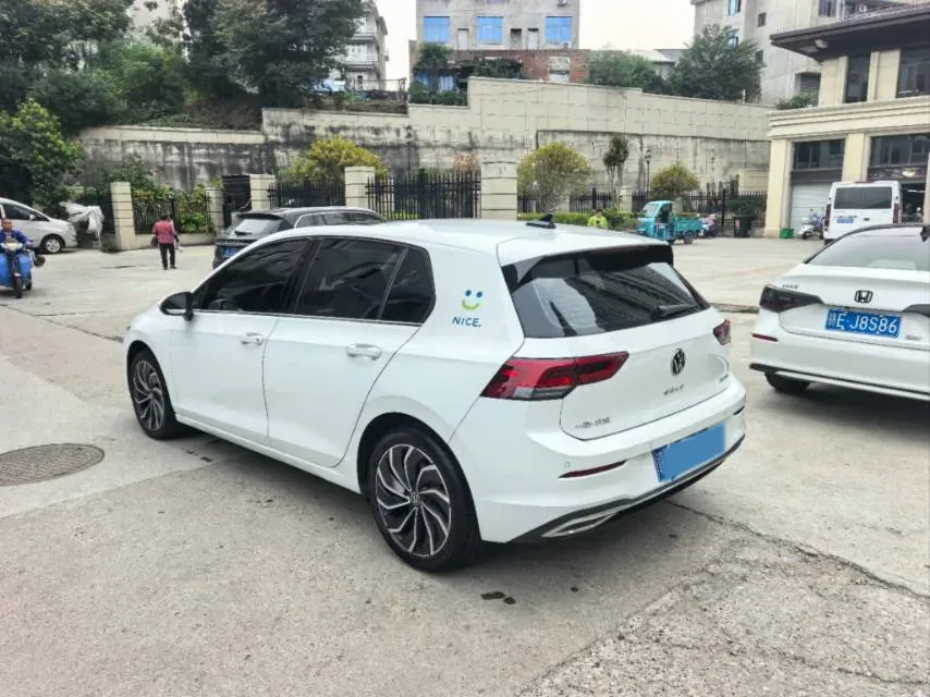 2023 Volkswagen Golf 1.4T 150HP L4 7DCT,autocango,china used car exporter,china ev exporter,chinese used car exporter,chinese used ev exporter