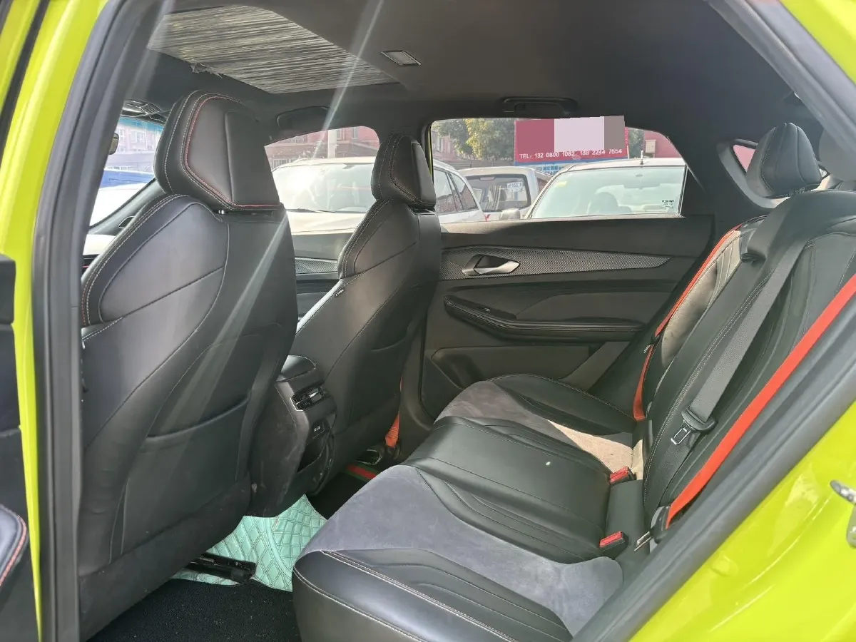 2022 Geely Binray 1.5T 181HP L4 7DCT,autocango,china used car exporter,china ev exporter,chinese used car exporter,chinese used ev exporter